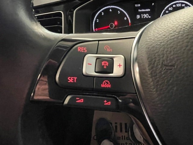 Blå VW Polo fra 2019