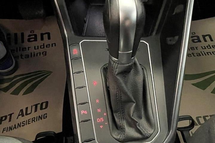 Blå VW Polo fra 2019