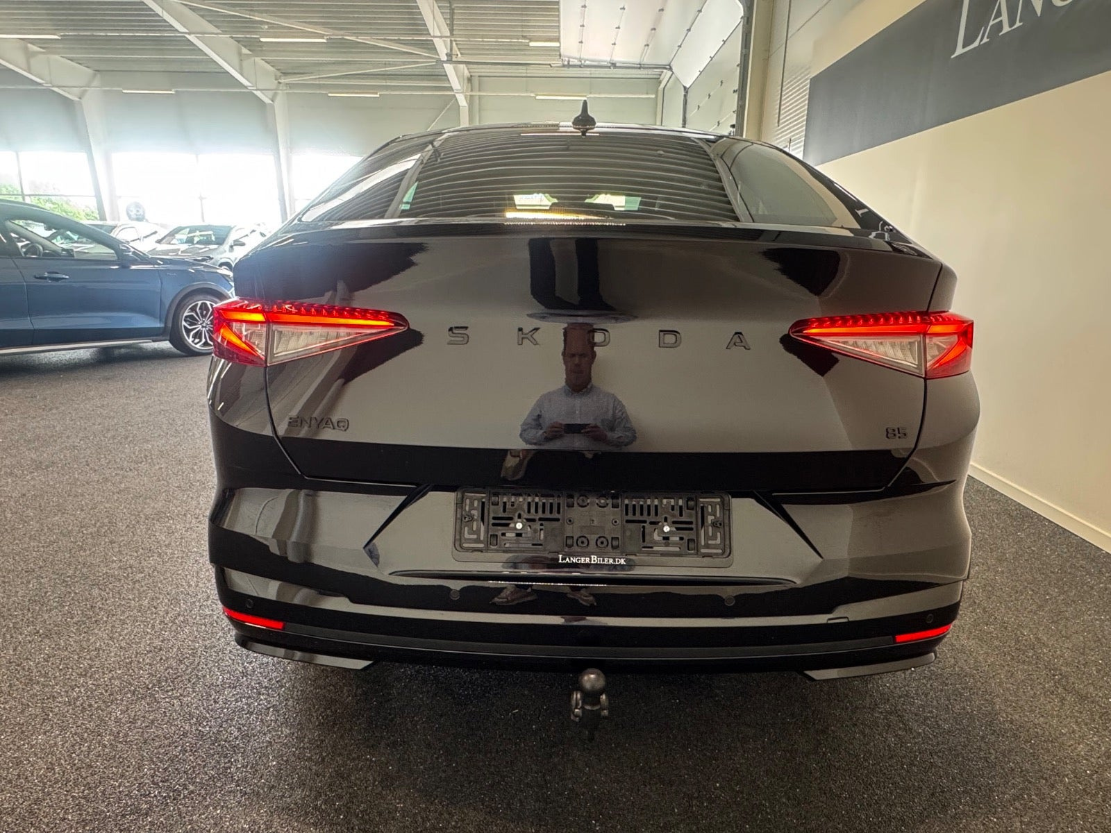 Sort Skoda Enyaq fra 2025