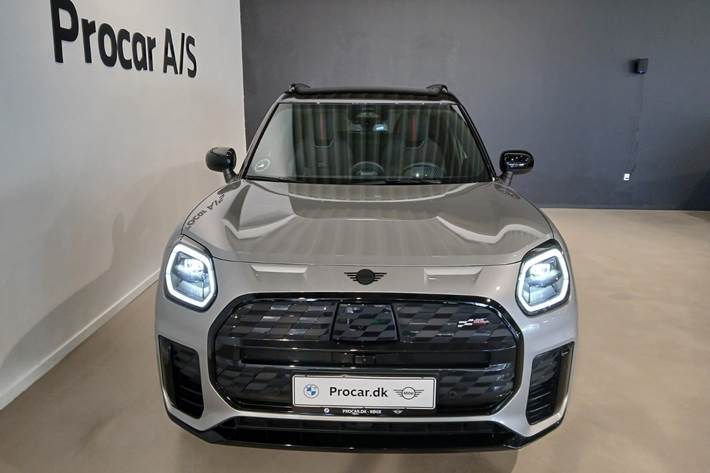 Sølv Mini Countryman E fra 2025