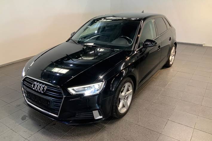 Sort Audi A3 fra 2017
