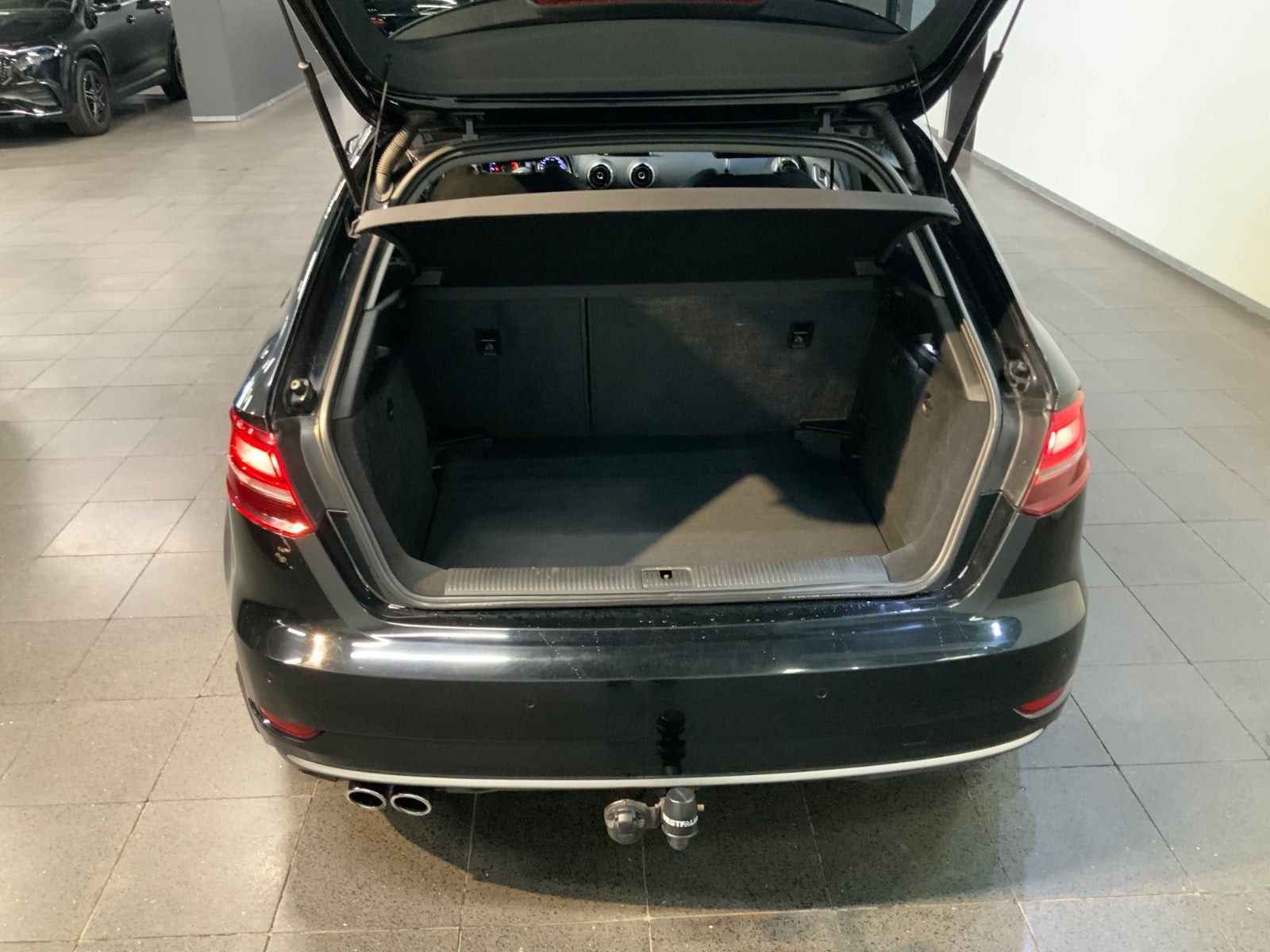 Sort Audi A3 fra 2017