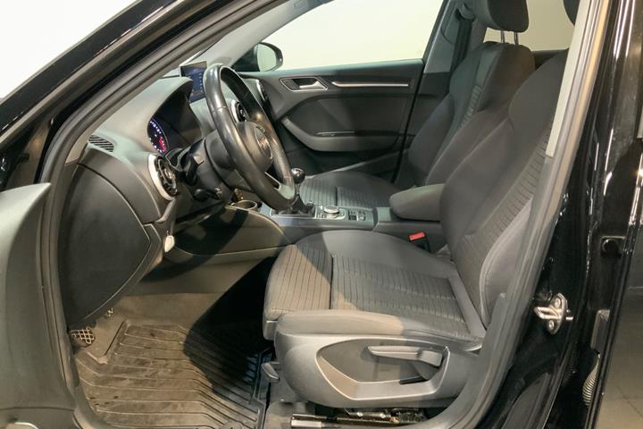 Sort Audi A3 fra 2017