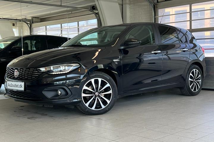 Sort Fiat Tipo fra 2017