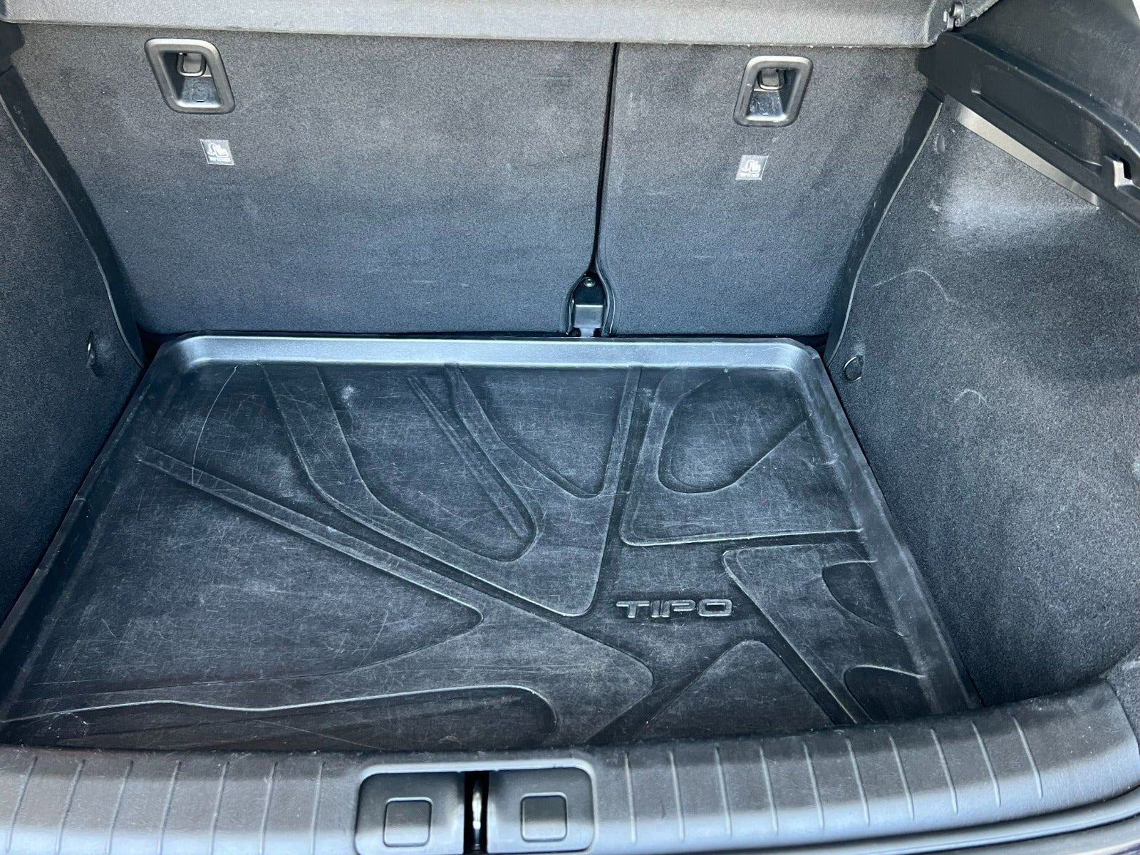 Sort Fiat Tipo fra 2017