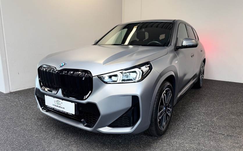 BMW iX1 xDrive30 M-Sport