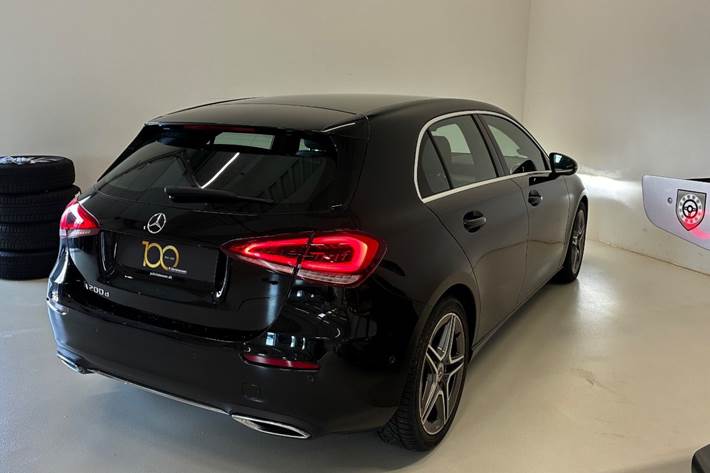 Sort Mercedes A200 d fra 2020