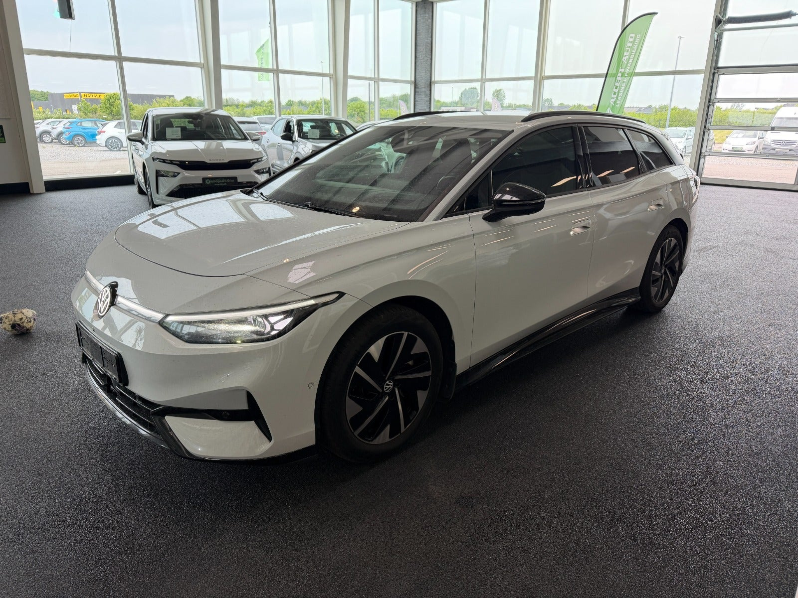 Hvid VW ID.7 fra 2024