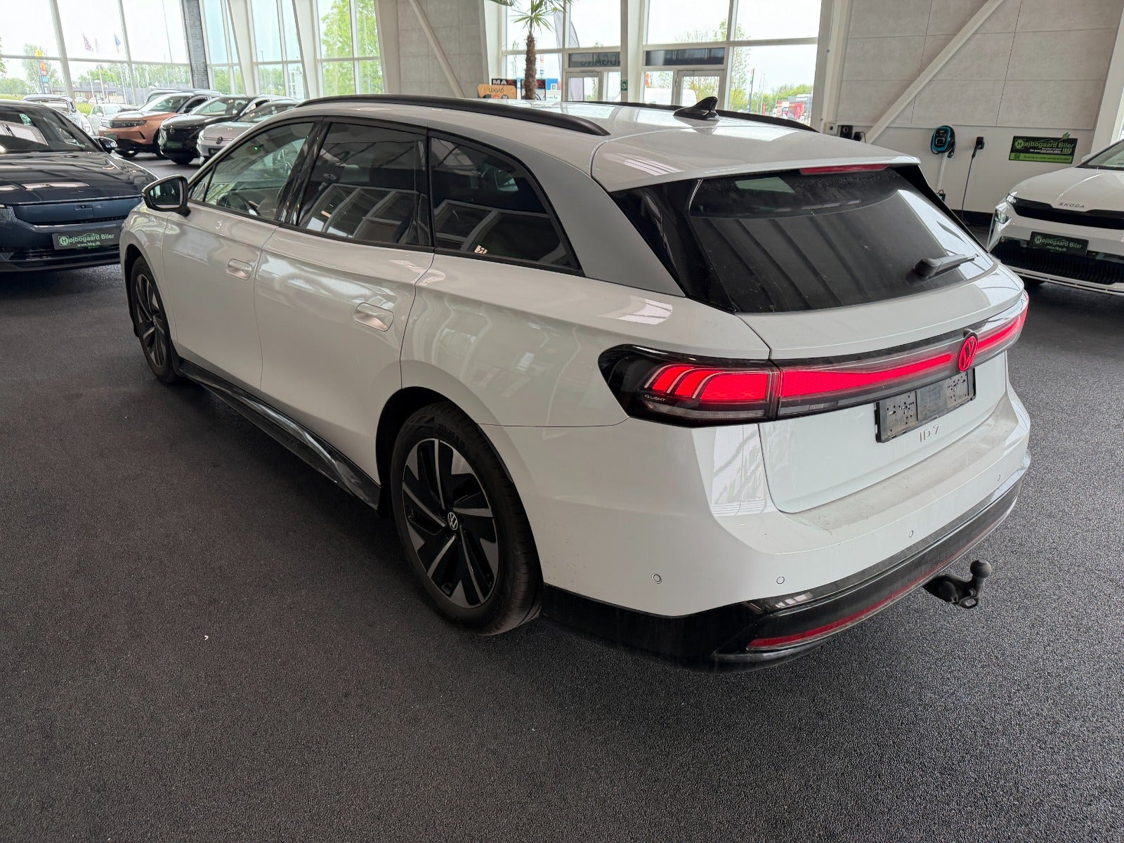 Hvid VW ID.7 fra 2024