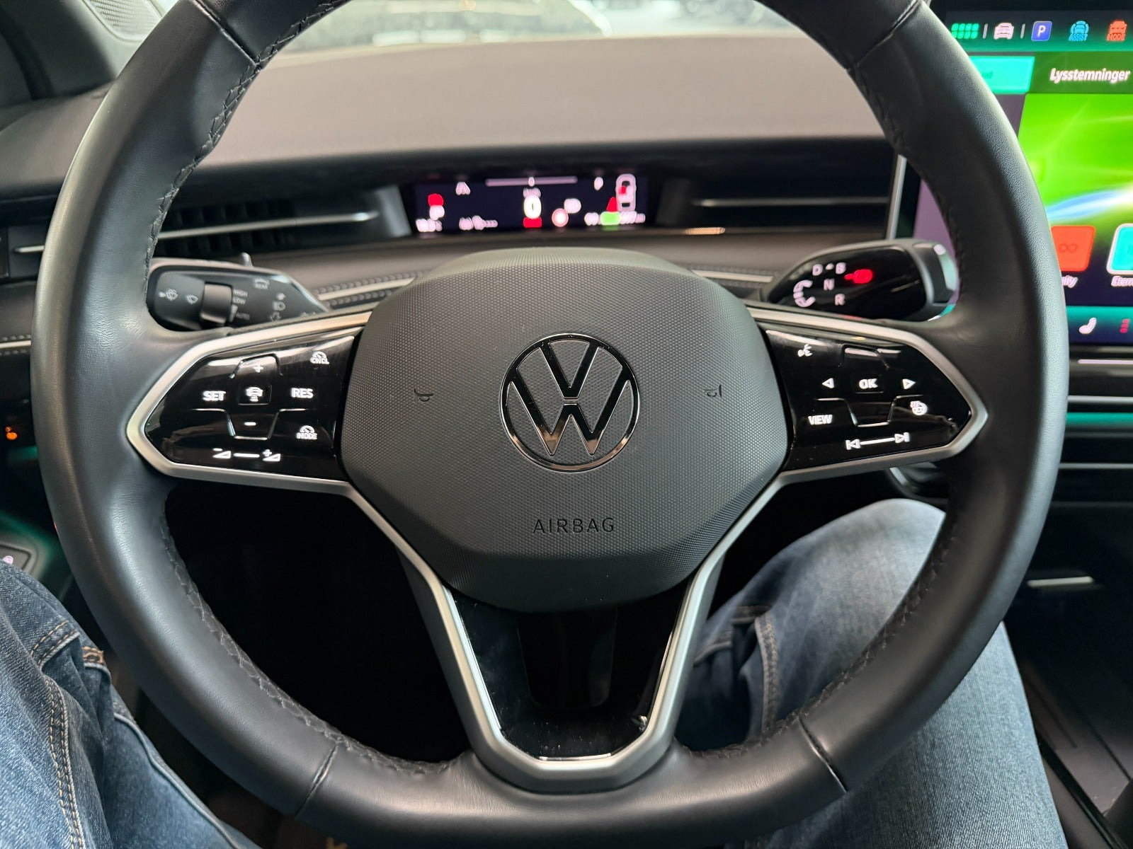 Hvid VW ID.7 fra 2024