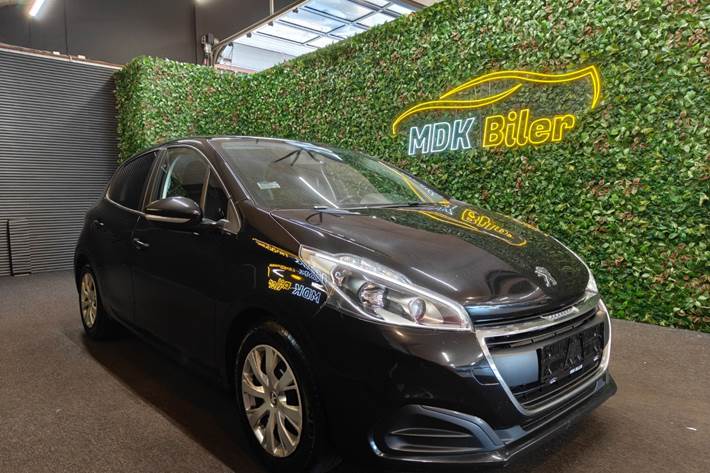 undefined Peugeot 208 fra 2017 set udefra