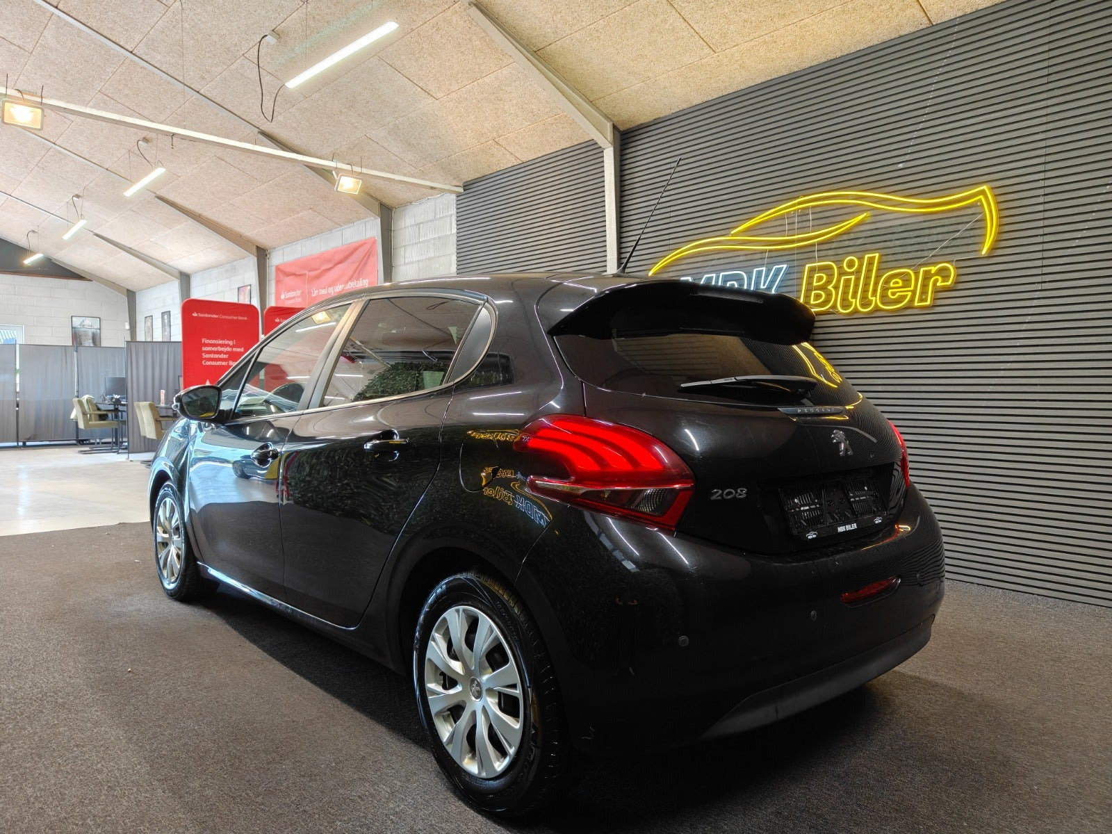 undefined Peugeot 208 fra 2017