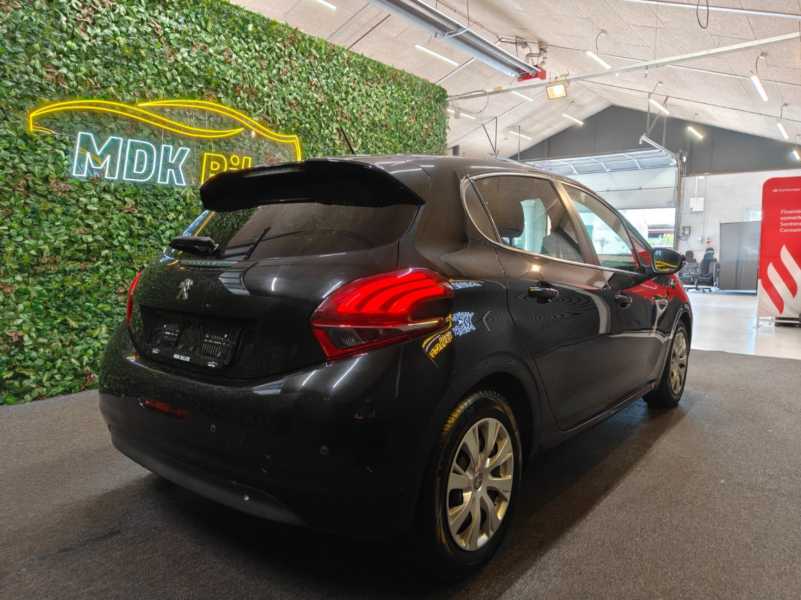 undefined Peugeot 208 fra 2017