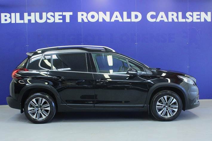 Sort Peugeot 2008 fra 2019