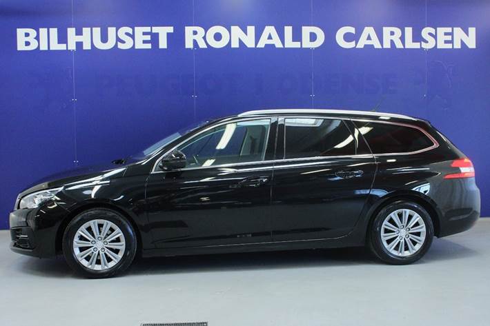 Sort Peugeot 308 fra 2018