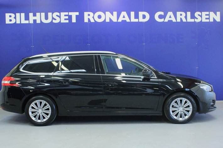 Sort Peugeot 308 fra 2018