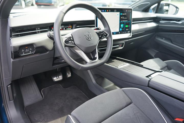 Blå VW ID.7 fra 2025