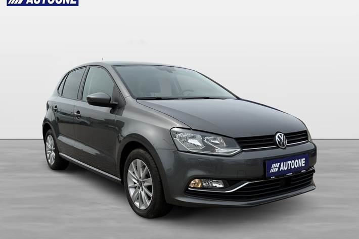 Sølv VW Polo fra 2015