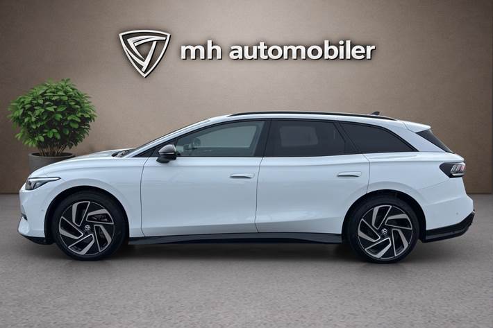 Hvid VW ID.7 fra 2025