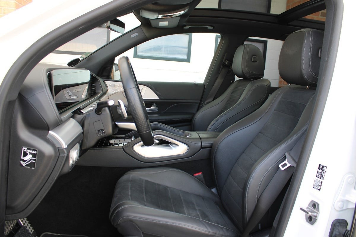 Hvid Mercedes GLE350 de fra 2021