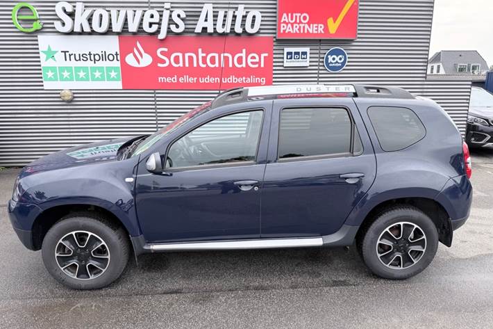 Blå Dacia Duster fra 2016