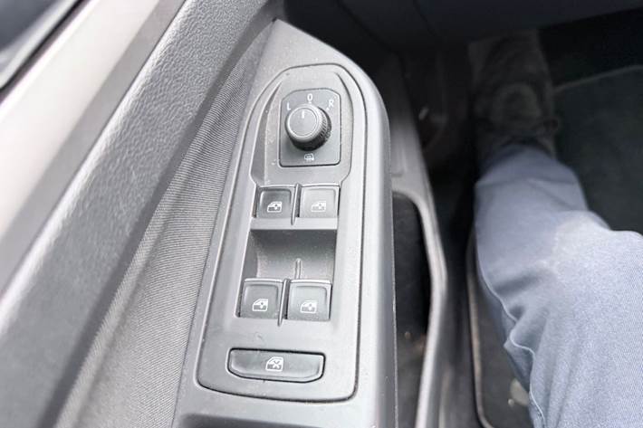 Blå VW Golf VIII fra 2022
