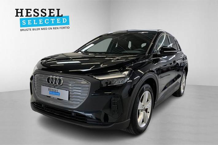 Sort Audi Q4 e-tron fra 2022 set udefra