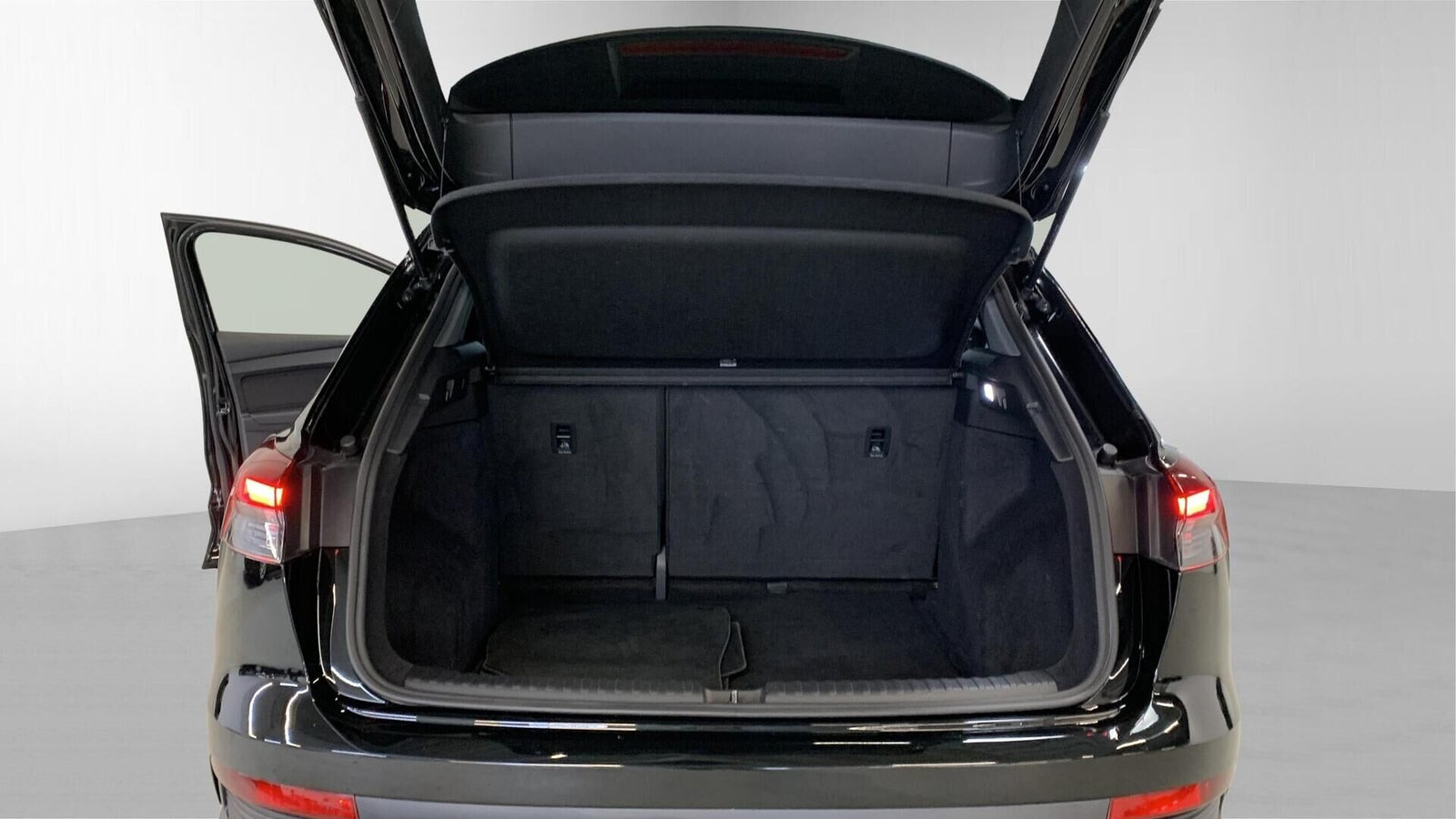 Sort Audi Q4 e-tron fra 2022