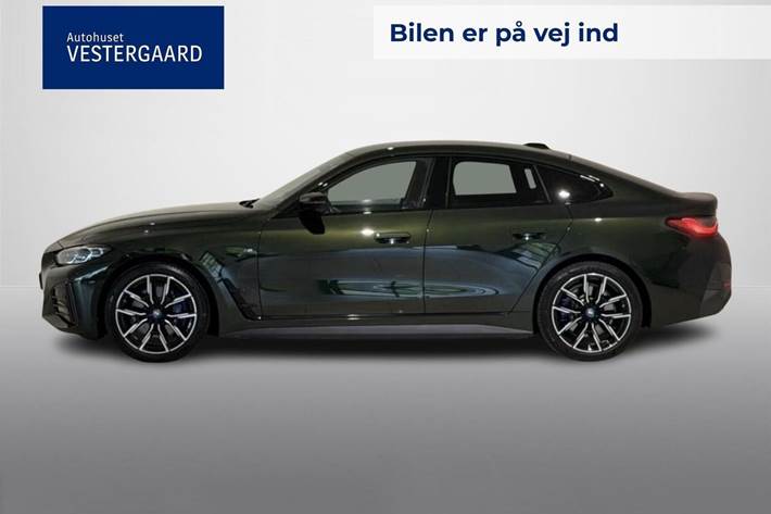 Grøn BMW i4 fra 2024