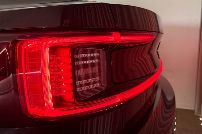 Sort Polestar 2 fra 2022