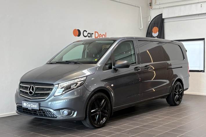 Grå Mercedes Vito 119 fra 2018