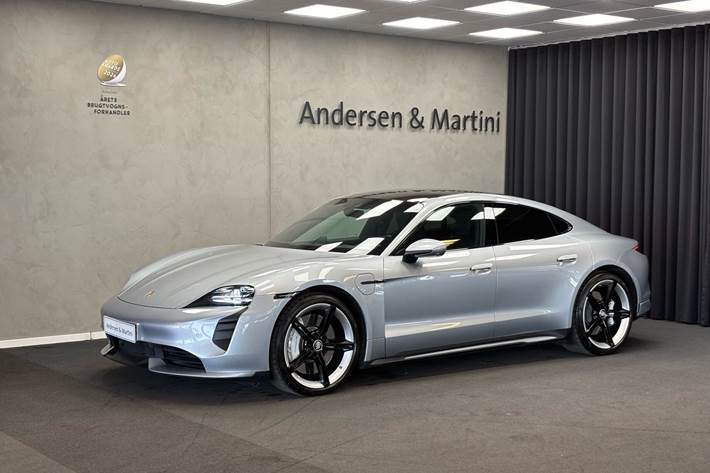 Sølv Porsche Taycan fra 2020