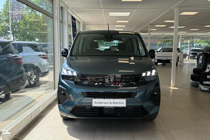 Blå Peugeot e-Rifter fra 2025