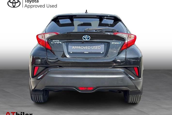 Sort Toyota C-HR fra 2018