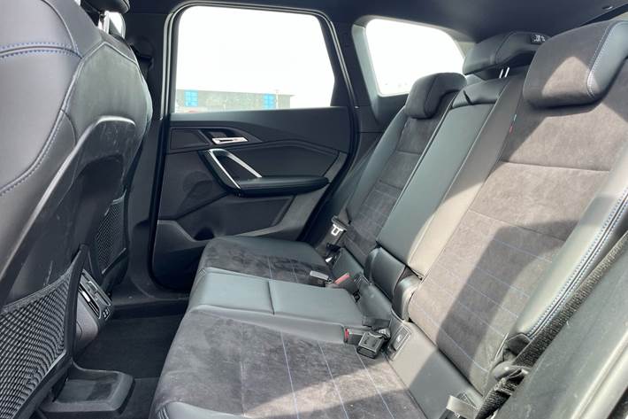 Sort BMW iX1 fra 2024