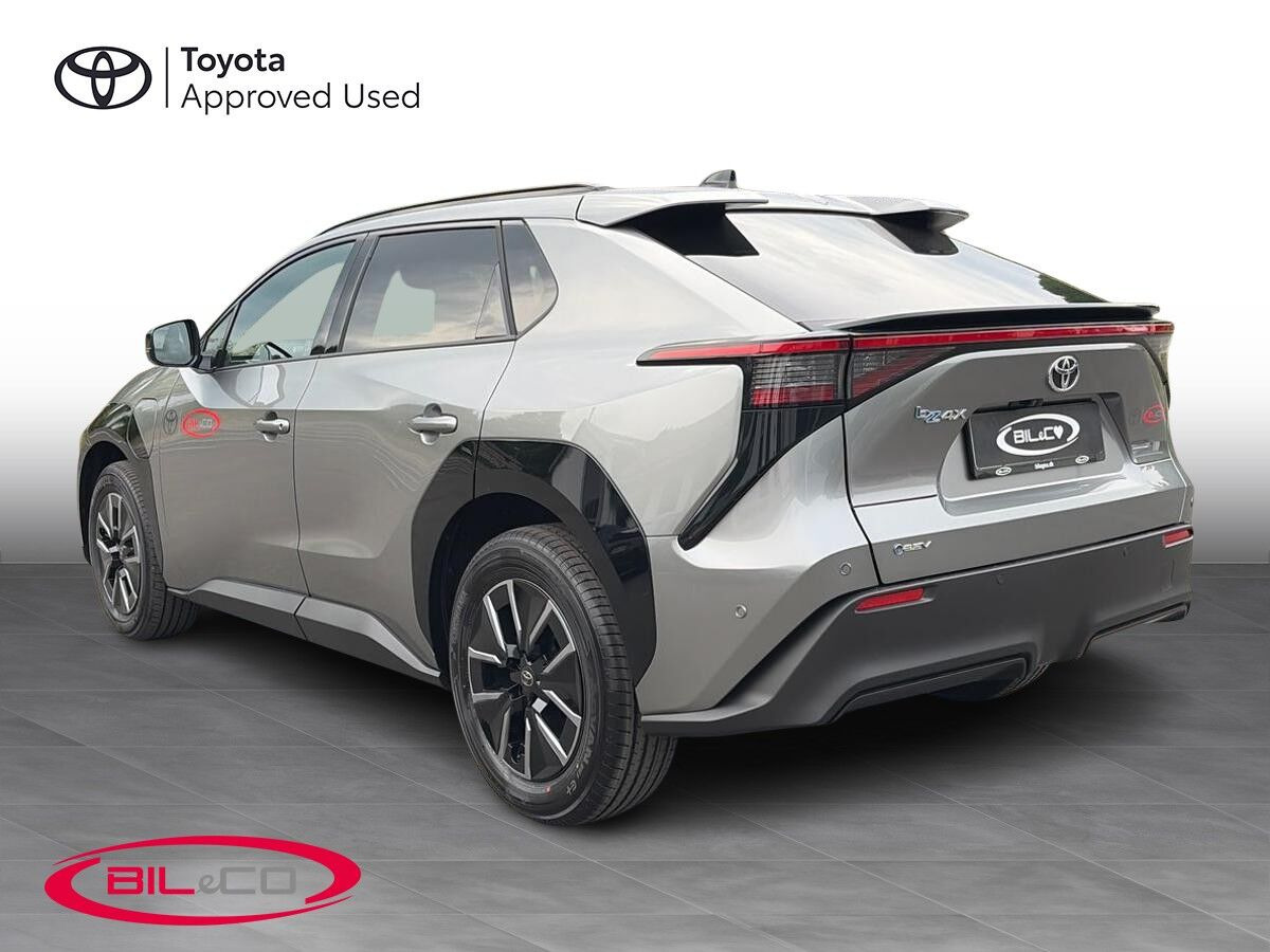 undefined Toyota BZ4X fra 2026