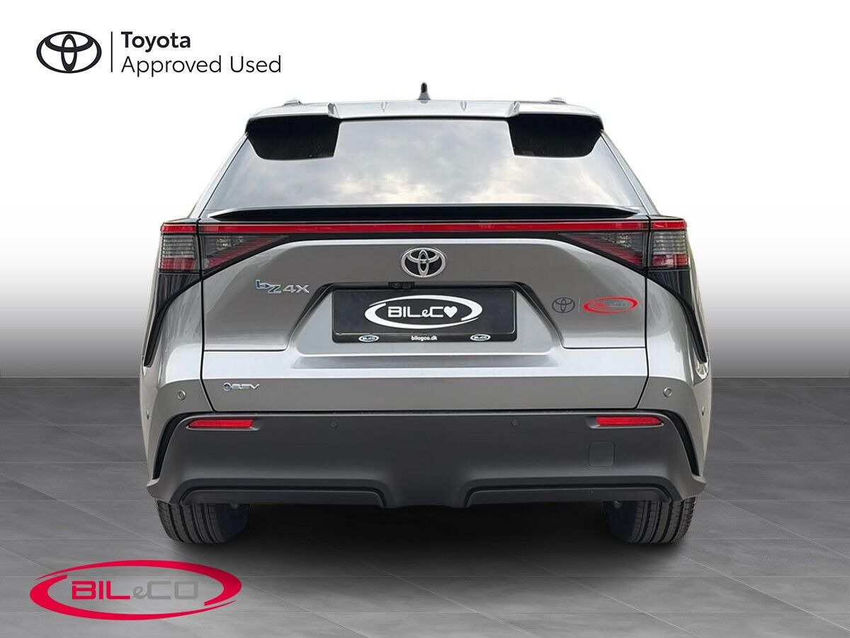 undefined Toyota BZ4X fra 2026