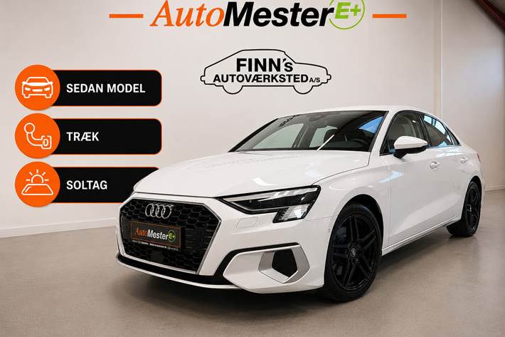 Hvid Audi A3 fra 2021 set udefra