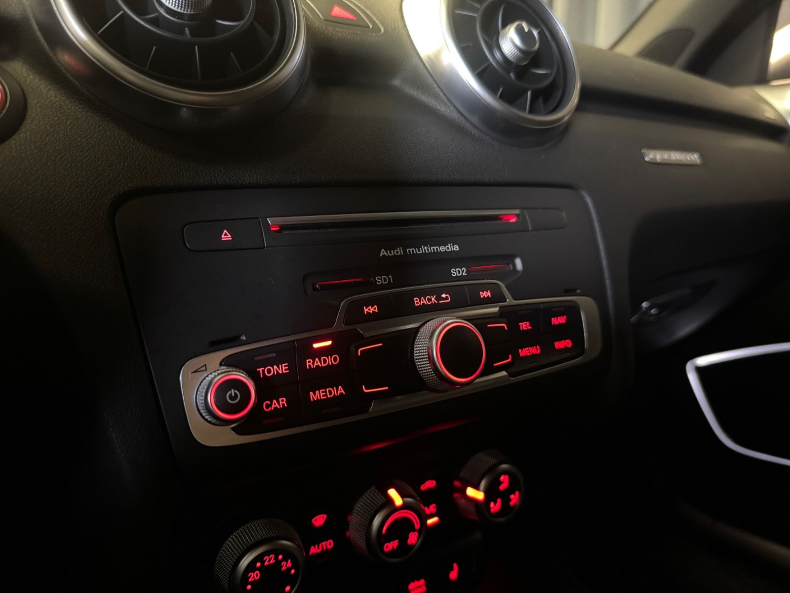 Grå Audi S1 fra 2015