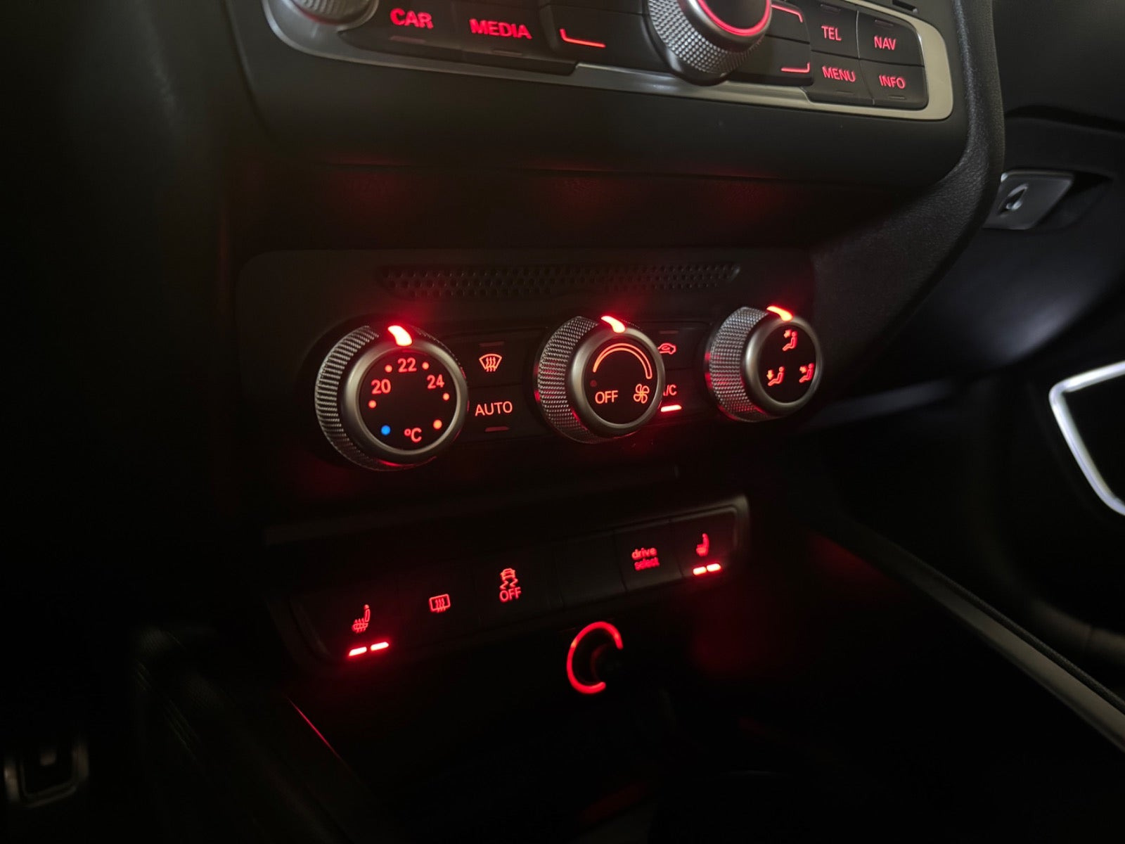 Grå Audi S1 fra 2015