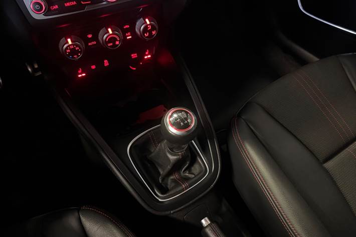 Grå Audi S1 fra 2015