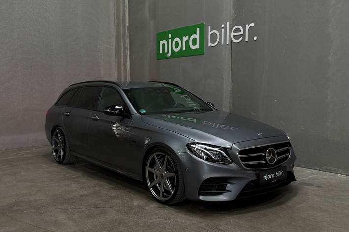 Sort Mercedes E300 de fra 2019