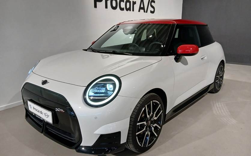 Mini Cooper SE JCW Trim M