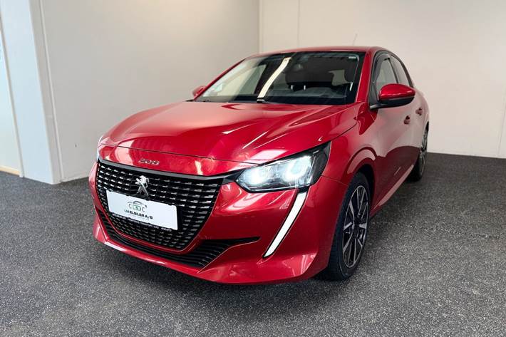 Rød Peugeot 208 fra 2021