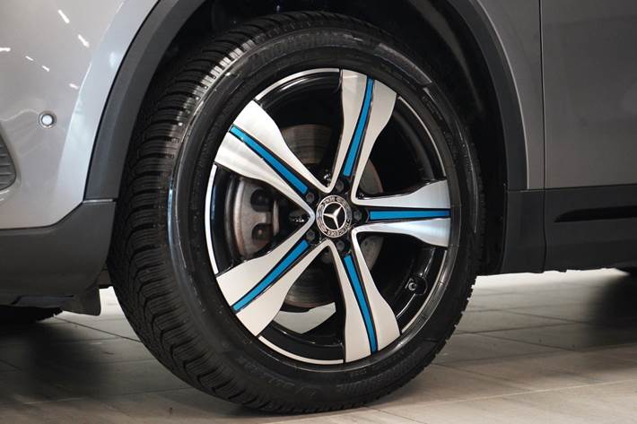 Grå Mercedes EQA250 fra 2022