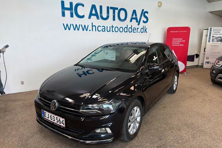 Sort VW Polo fra 2019 set udefra