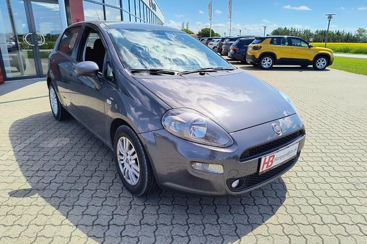 Grå Fiat Punto fra 2017