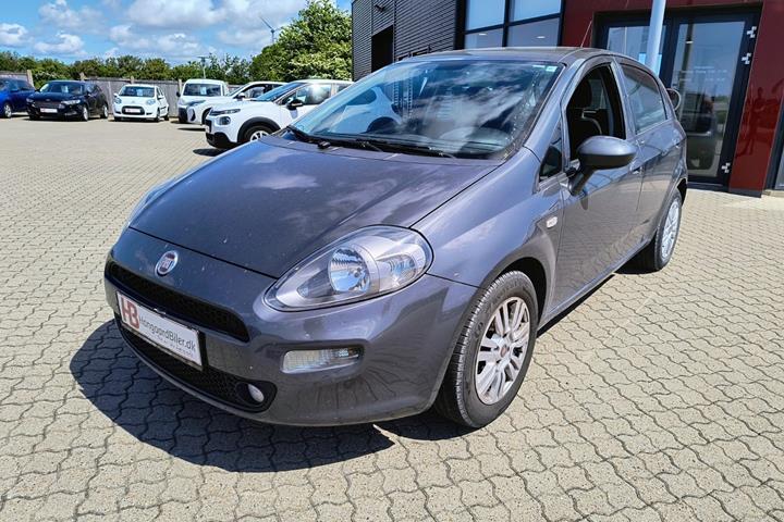Grå Fiat Punto fra 2017