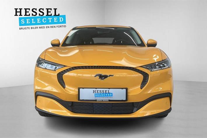 Orange Ford Mustang Mach-E fra 2023