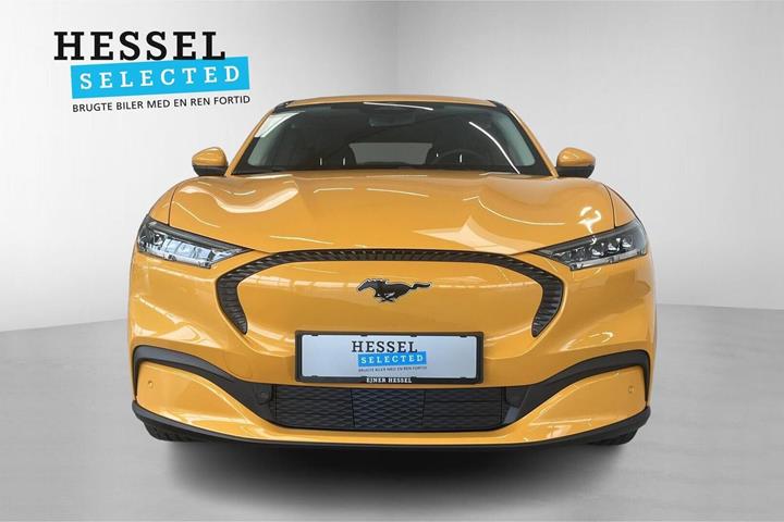 Orange Ford Mustang Mach-E fra 2023